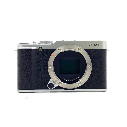 【全額返金保証】【最速発送】FUJIFILM デジタル一眼 X-M1 美品 動作確認済