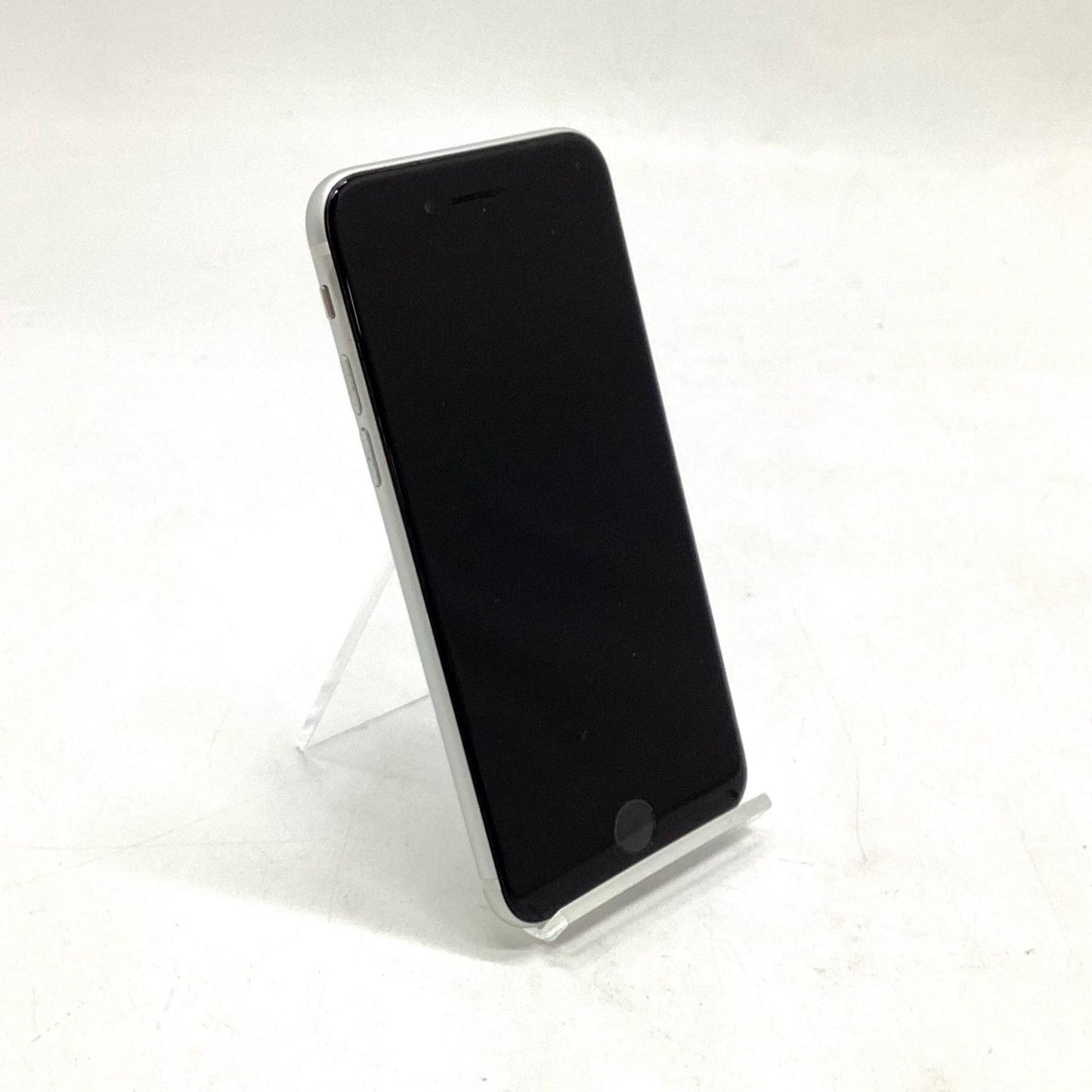 【全額返金保証】【最速発送】Apple iPhone iPhone SE（第2世代） 64GB ホワイト docomo 白ロム 動作確認済 79%