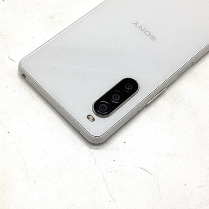 【全額返金保証】【最速発送】Sony Xperia 10　Ⅱ 64GB ホワイト docomo SO-41A 白ロム 美品 動作確認済