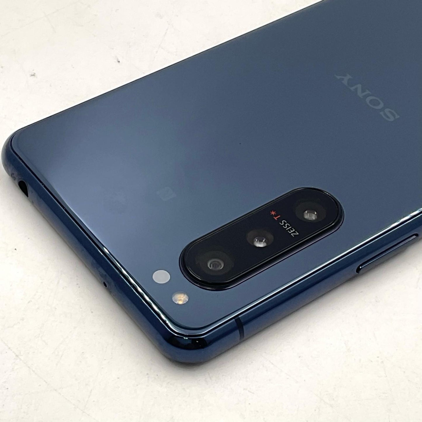 【最速発送】Sony Xperia 5 II 256GB ブルー SIMフリー XQ-AS42 白ロム【難有】