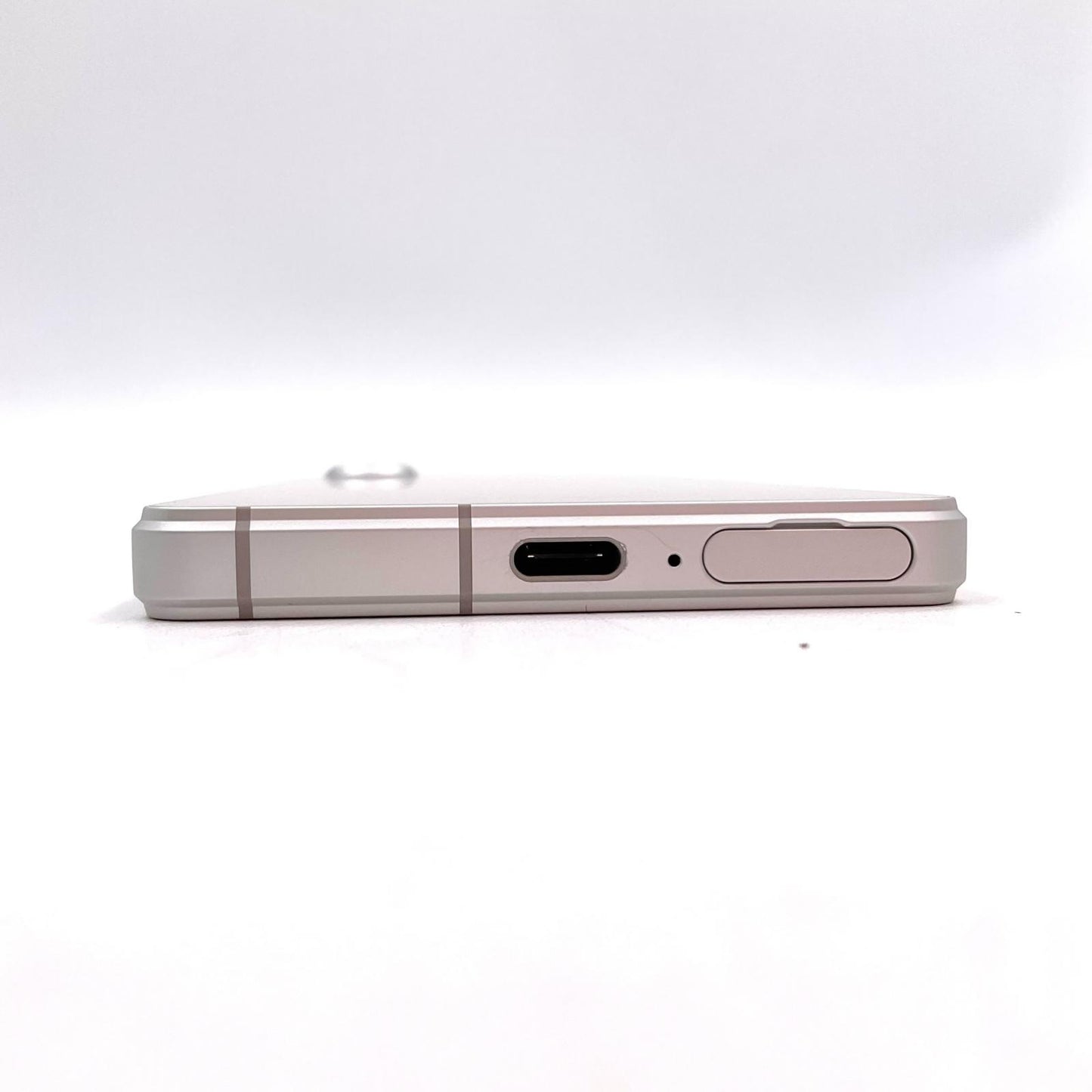 【全額返金保証】【最速発送】Sony Xperia 5 V 256GB プラチナシルバー SIMフリー XQ-DE44 白ロム 美品 動作確認済