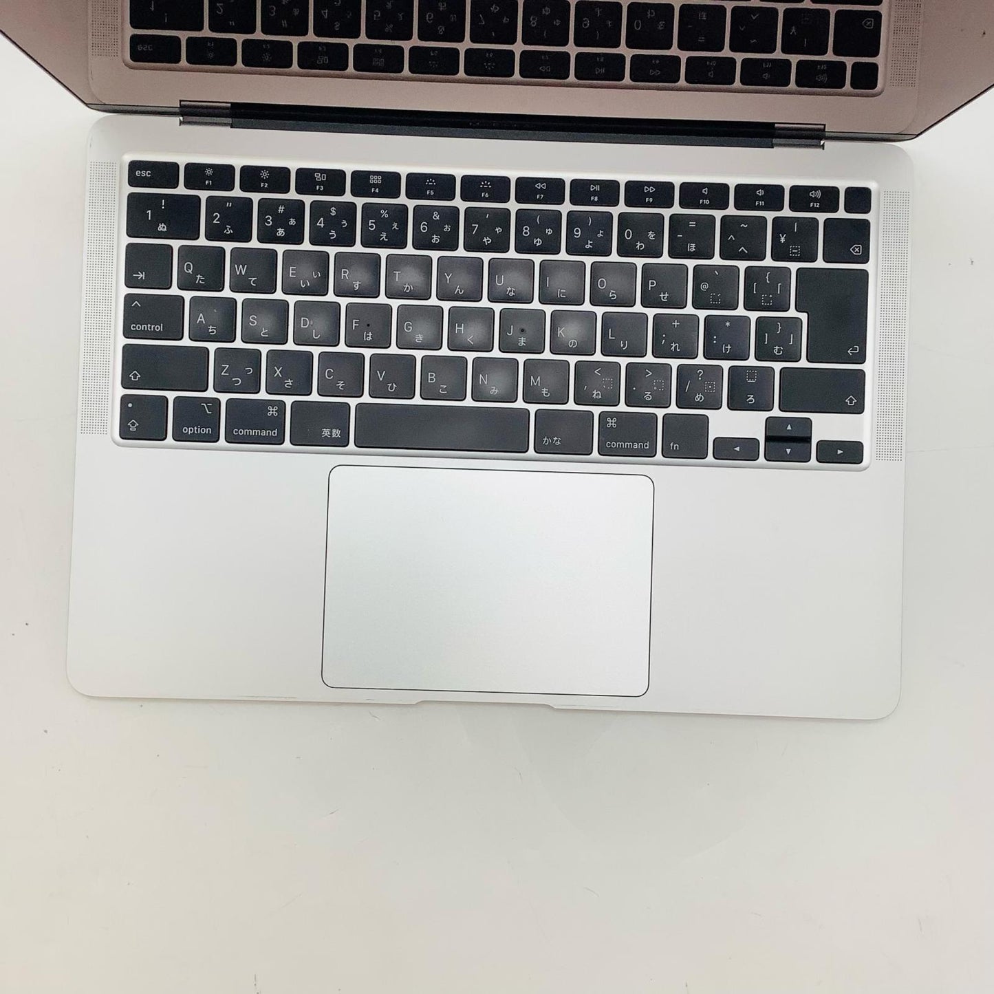 【全額返金保証】【最速発送】Apple MacBook Air 13.3インチ 2020 1.1GHz デュアルコア Intel Core i3 8GB 256GB シルバー 美品 動作確認済