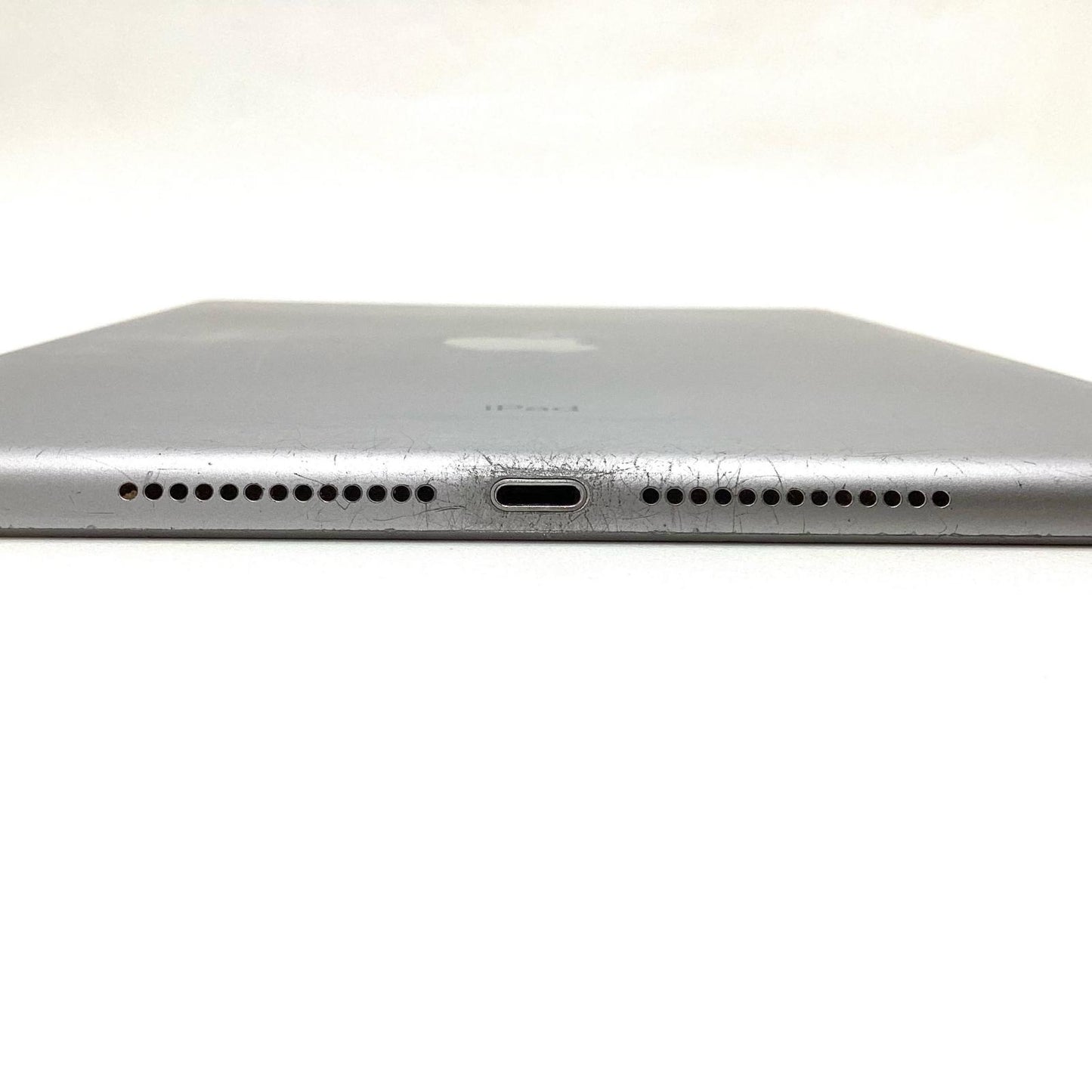 【最速発送】Apple iPad iPad 9.7インチ 第6世代 128GB スペースグレイ Wi-Fi【難有】
