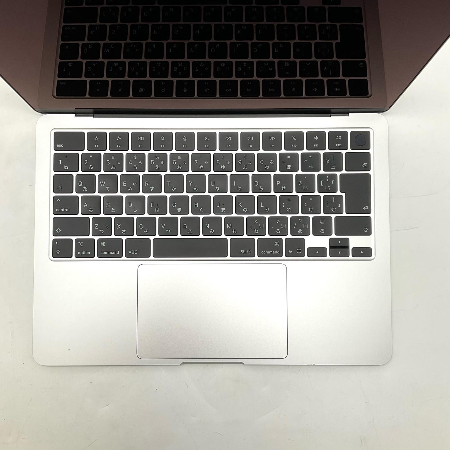 【全額返金保証】【最速発送】Apple MacBook Air 13.6インチ 2025 Apple M4 16GB 256GB シルバー 100% 美品 動作確認済