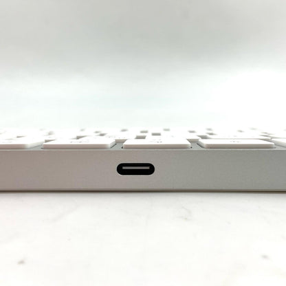 【全額返金保証】【最速発送】Apple Magic Keyboard (USB-C) MXCL3J/A A3203 美品 動作確認済