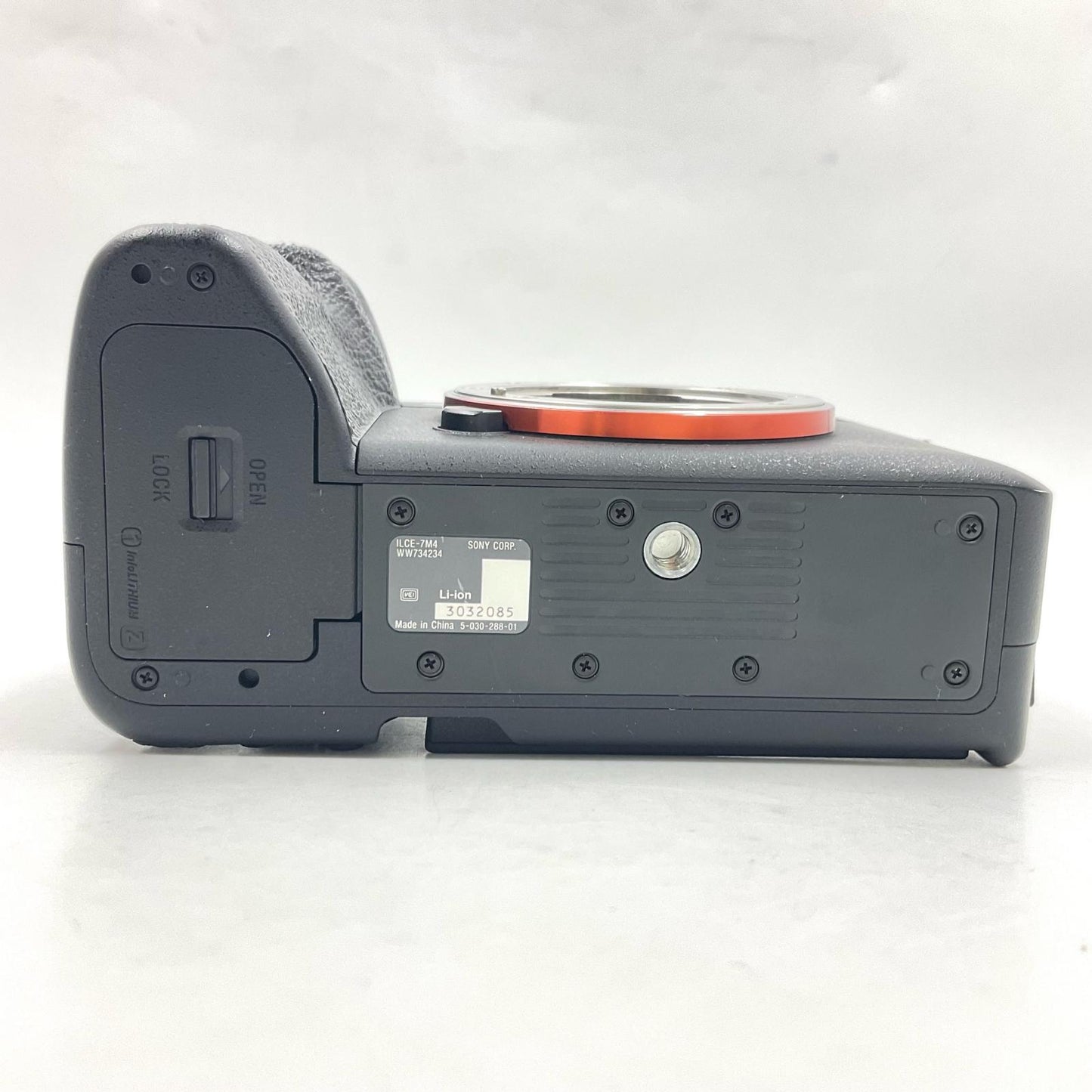 【全額返金保証】【最速発送】Sony デジタル一眼 α7 IV ILCE-7M4 ボディ ブラック 美品 動作確認済