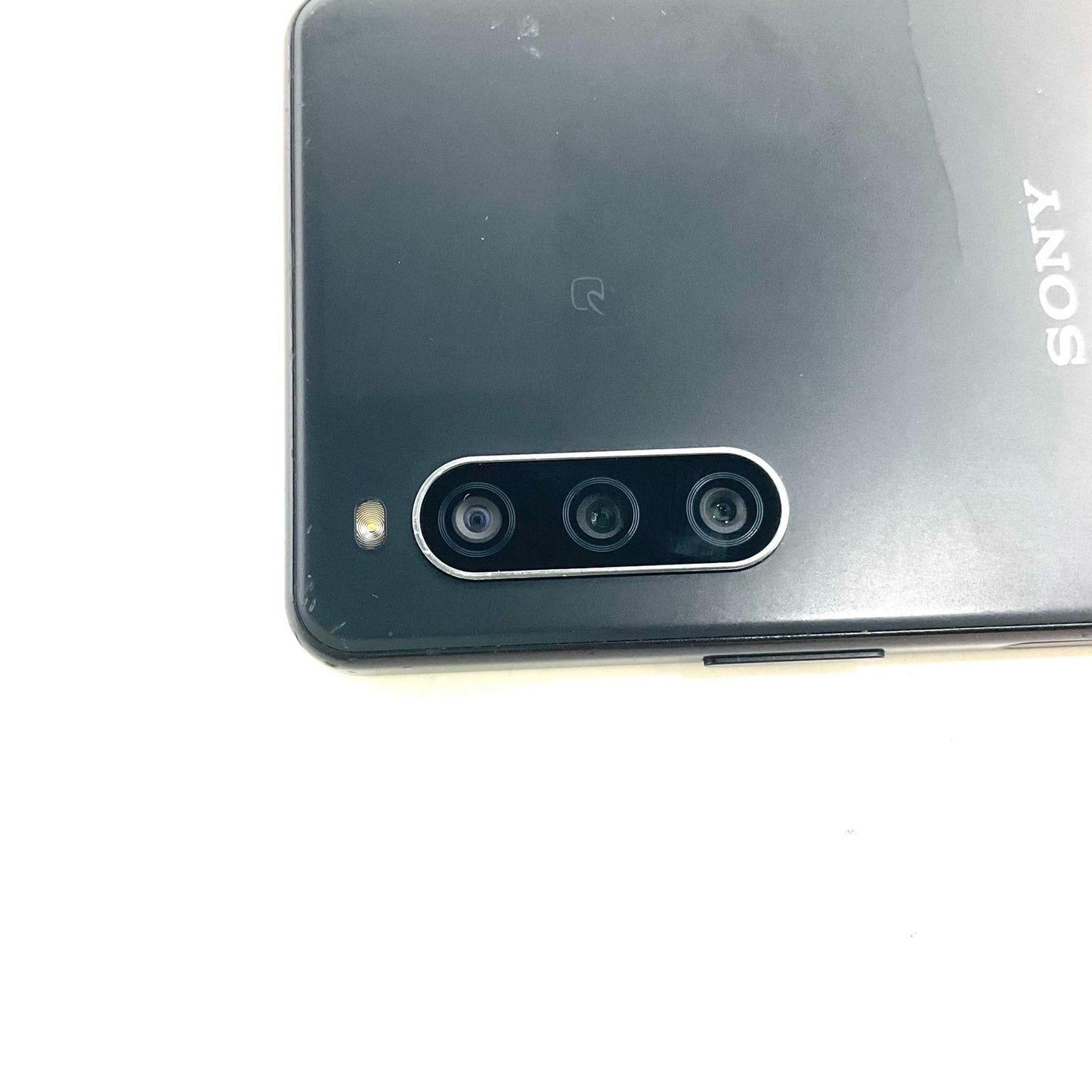 【最速発送】 Xperia 10 IV 128GB ブラック系 docomo SO-52C 白ロム【難有】