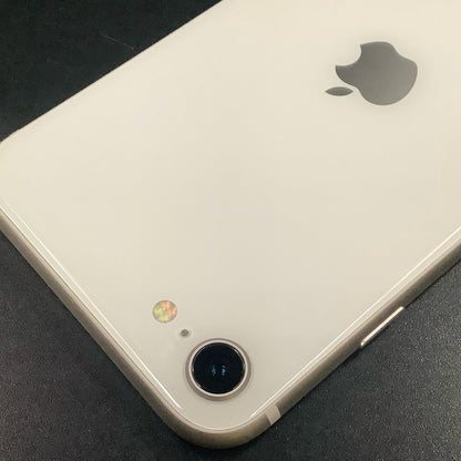 【全額返金保証】【最速発送】Apple iPhone iPhone SE（第3世代） 128GB スターライト Softbank 白ロム 動作確認済 84%