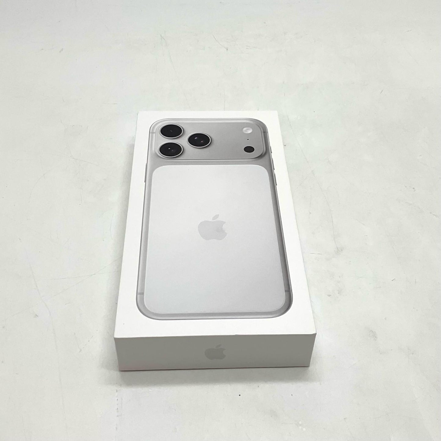 【全額返金保証】【最速発送】Apple iPhone iPhone 17 Pro Max 256GB シルバー SIMフリー 白ロム 新品未開封 即納OK