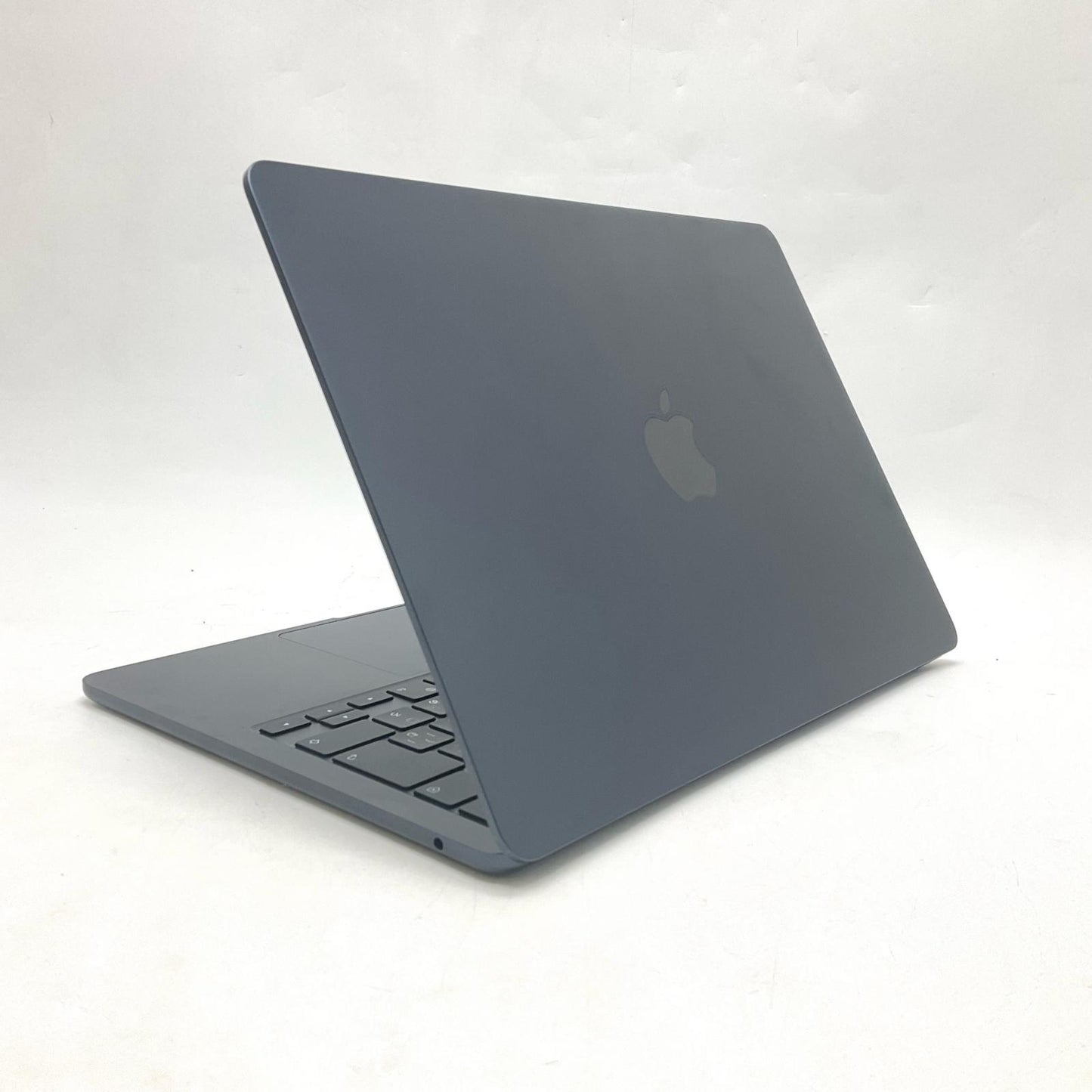 【全額返金保証】【最速発送】Apple MacBook Air 13インチ 2022 Apple M2 8GB 256GB ミッドナイト 94% 美品 動作確認済