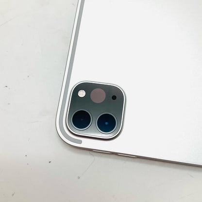 【全額返金保証】【最速発送】Apple iPad Pro 12.9インチ 第5世代 128GB シルバー Wi-Fi 超美品 動作確認済