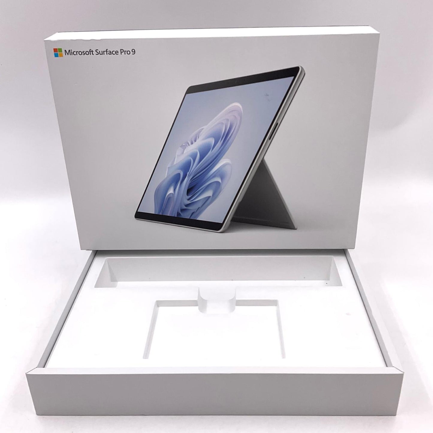 【全額返金保証】【最速発送】Microsoft Surface Pro 9 2038 Intel Core i5-1235U 8GB SSD 256GB 動作確認済