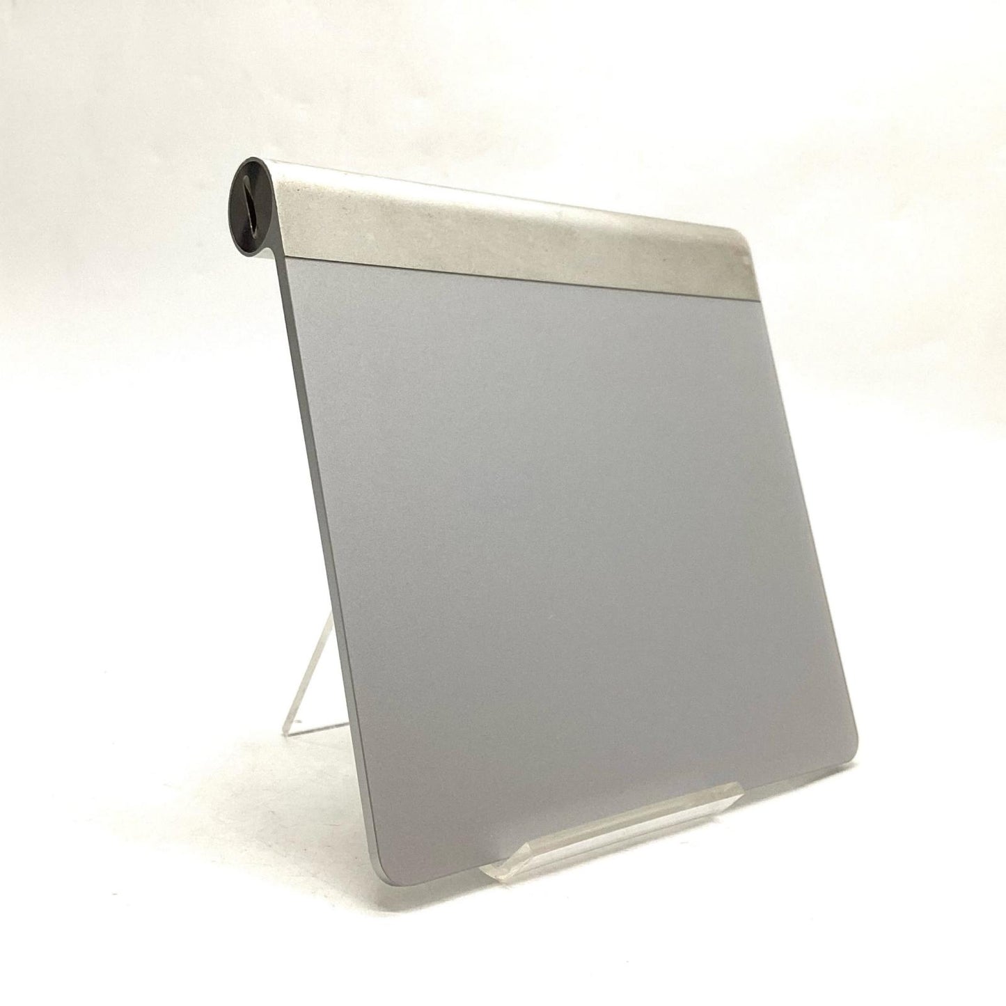 【全額返金保証】【最速発送】Apple MC380J/A 美品 動作確認済