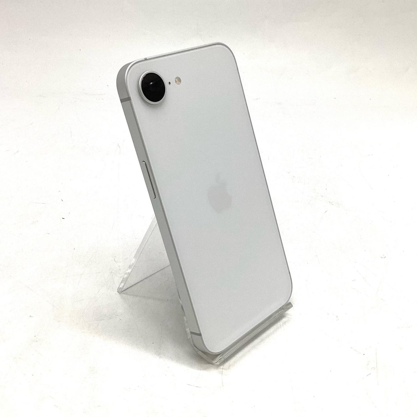 【全額返金保証】【最速発送】Apple iPhone iPhone 16e 256GB ホワイト au SIMフリー 美品 動作確認済 100%