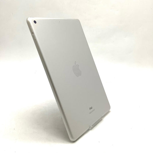 【全額返金保証】【最速発送】Apple iPad iPad 10.2インチ 第9世代 64GB シルバー Wi-Fi 美品 動作確認済