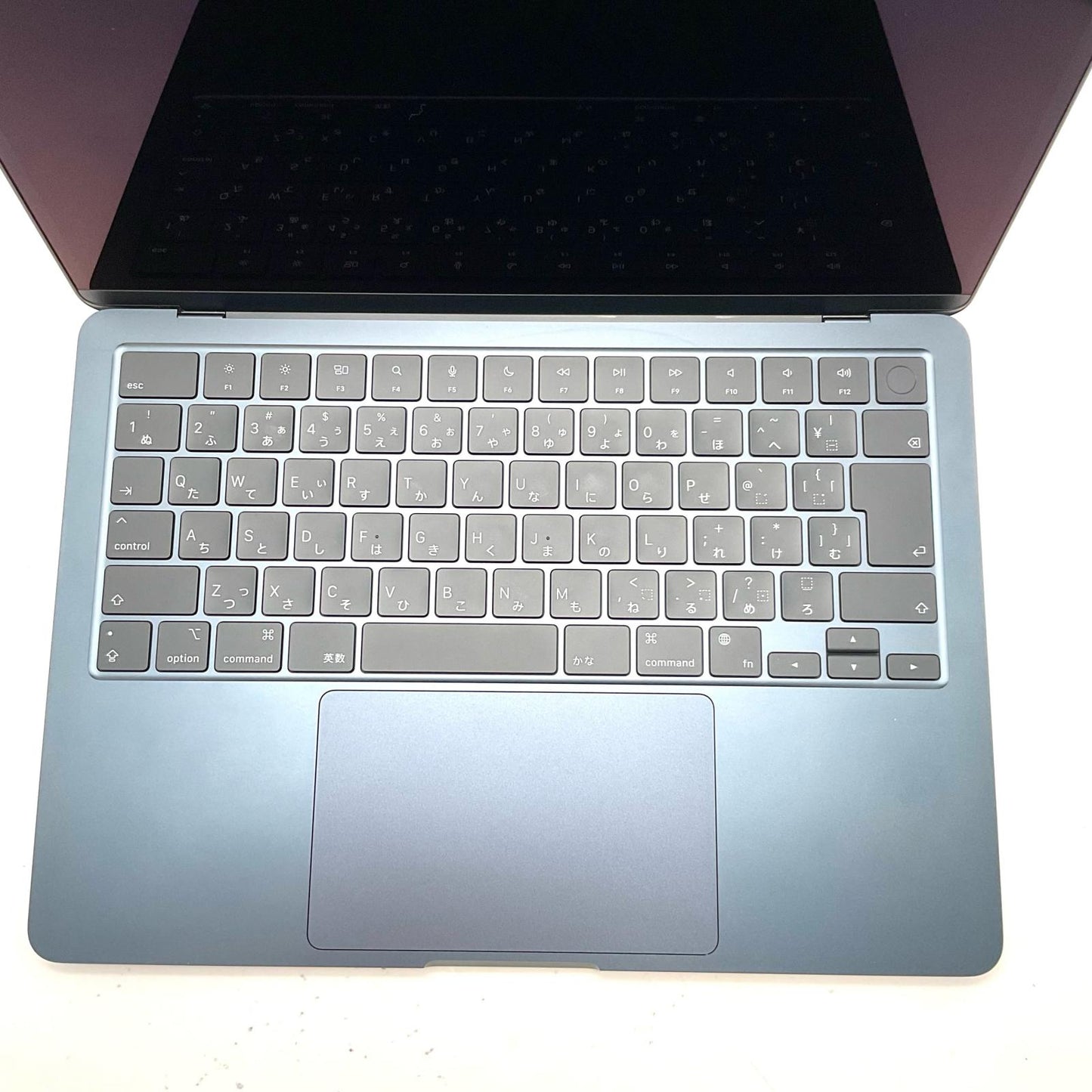【全額返金保証】【最速発送】Apple MacBook Air 13.6インチ 2022 Apple M2 8GB 256GB ミッドナイト 97.3% 美品 動作確認済
