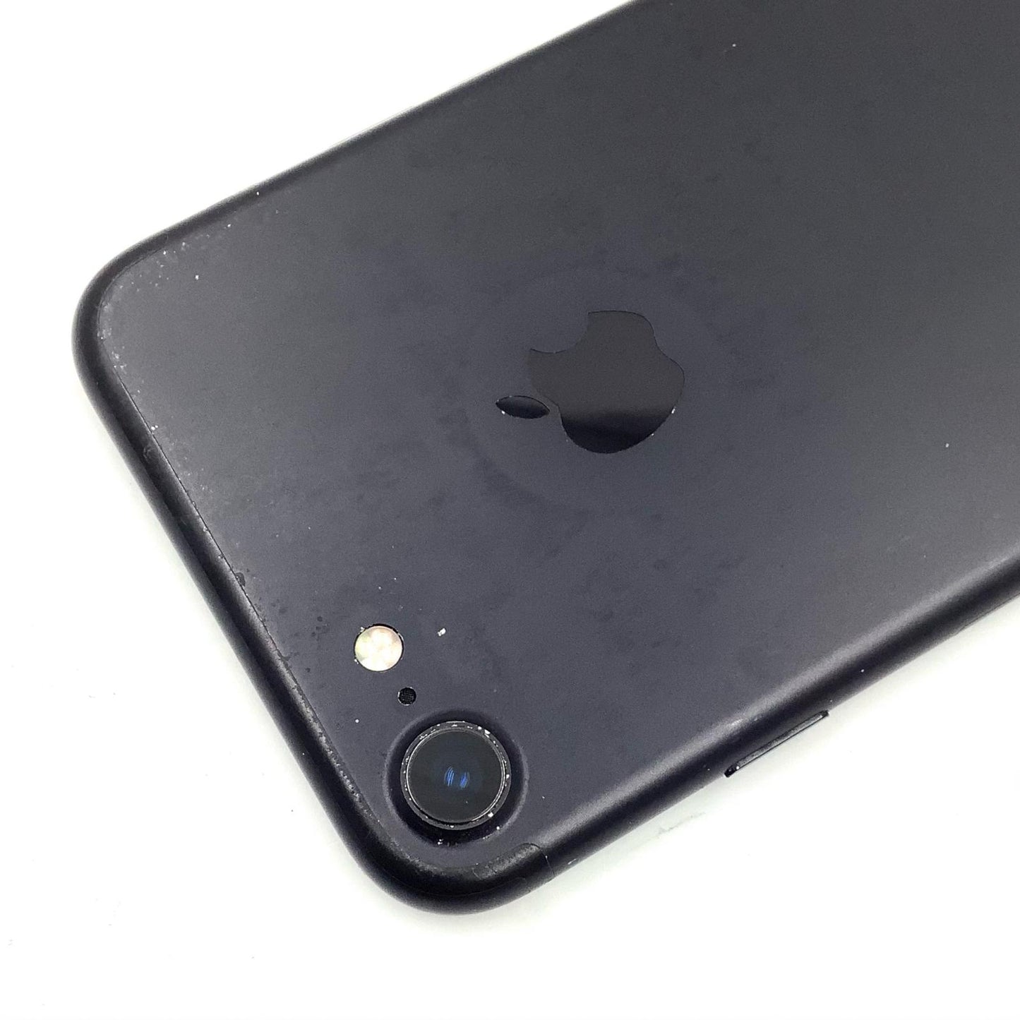 【全額返金保証】【最速発送】Apple iPhone iPhone 7 32GB ブラック au 白ロム 動作確認済 75%