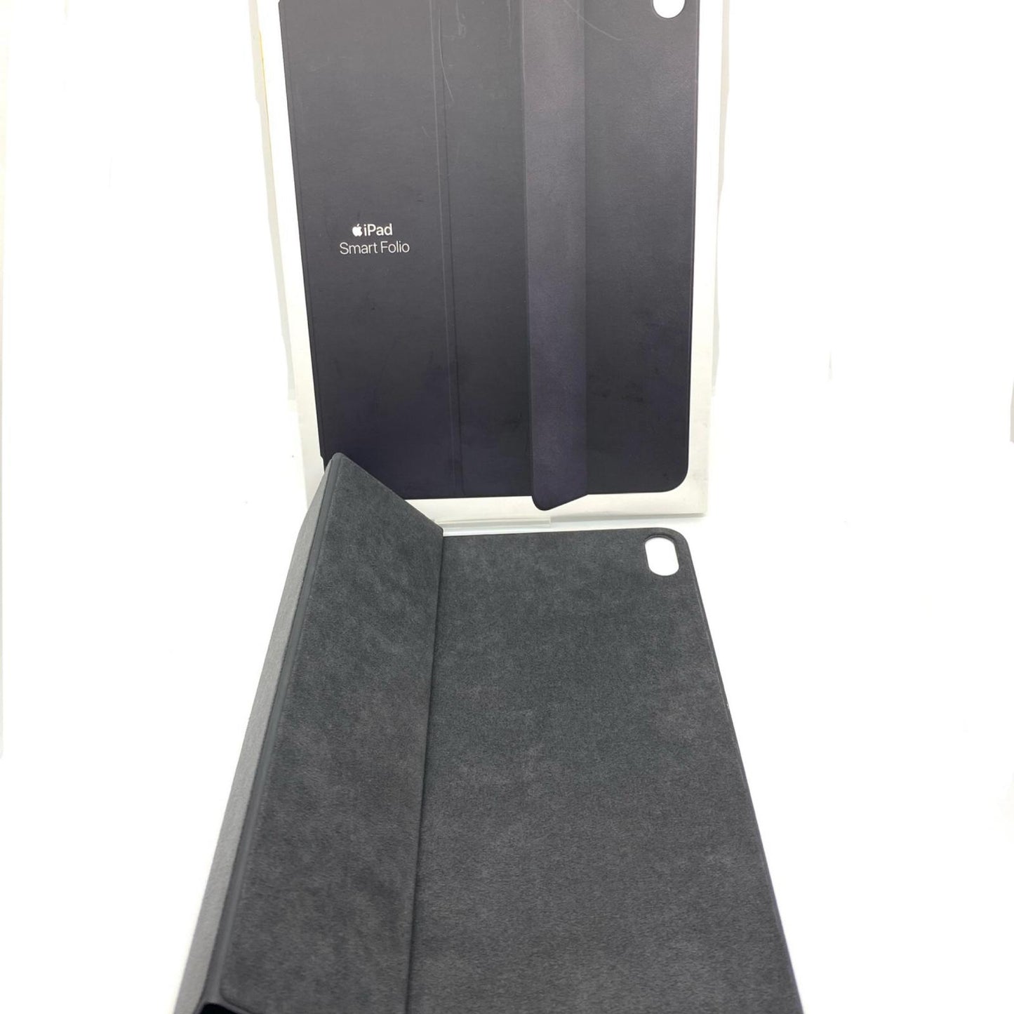 【全額返金保証】【最速発送】Apple Smart Folio for iPad Air 第4世代 MH0D3FE/A 動作確認済
