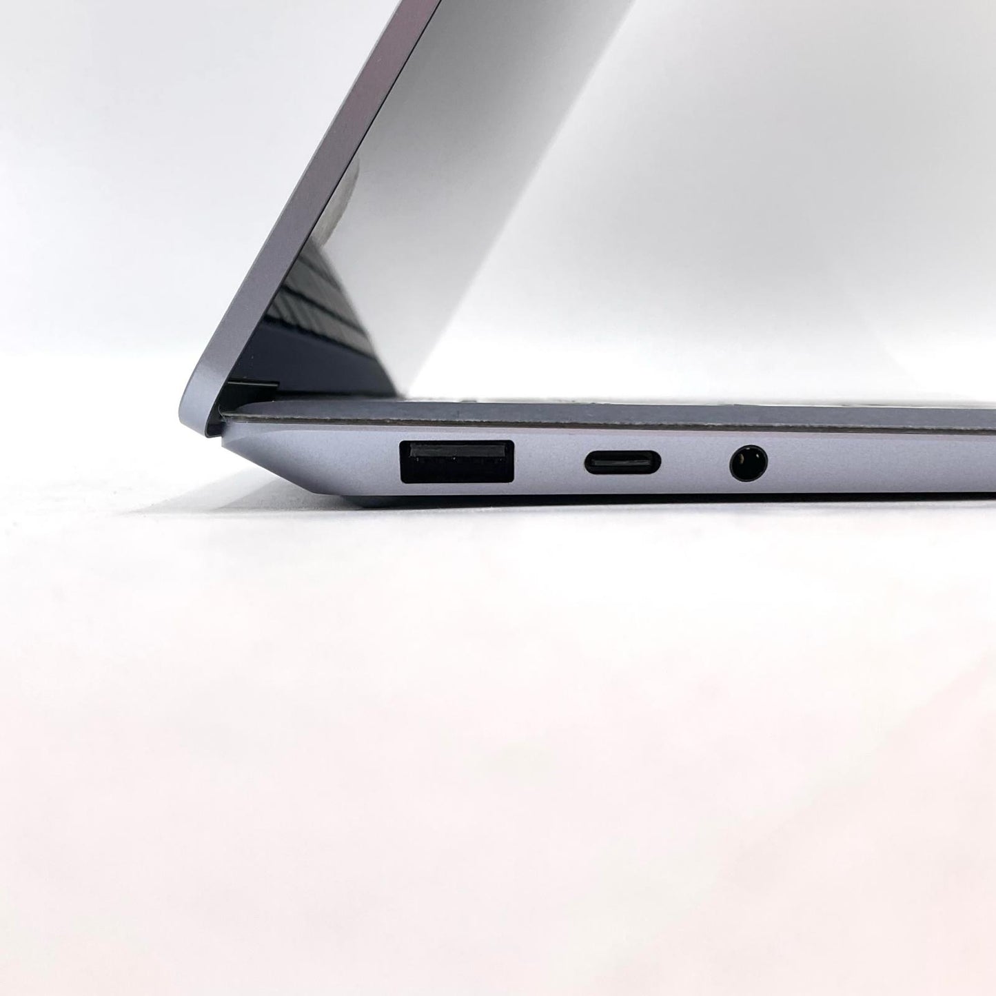 【全額返金保証】【最速発送】Microsoft Surface Laptop 4 AMD Ryzen 5 Microsoft Surface(R) Edition 2.20GHz 16GB M.2 SSD 256GB 89.7% 美品 動作確認済