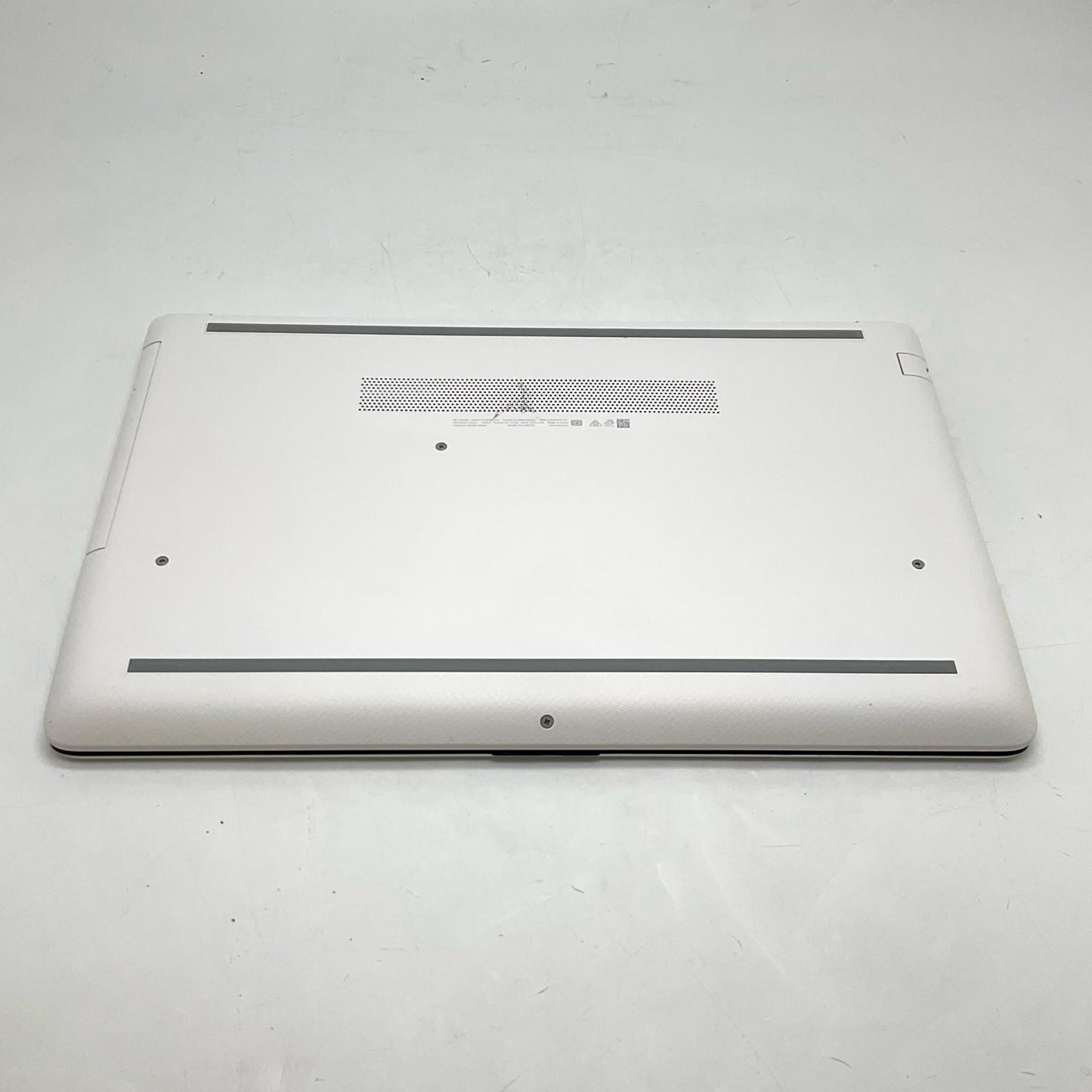 【最速発送】HP Notebook 15-ab1052AU 8LX89PA#ABJ Ryzen 5 3500U with Radeon Vega Mobile Gfx 16GB M.2 SSD 256GB 84.8%【難有】