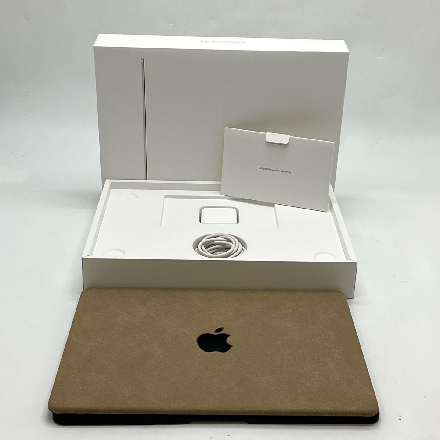 【全額返金保証】【最速発送】Apple MacBook Air 13.6インチ 2022 M2 8GB 512GB スターライト 90% 美品 動作確認済