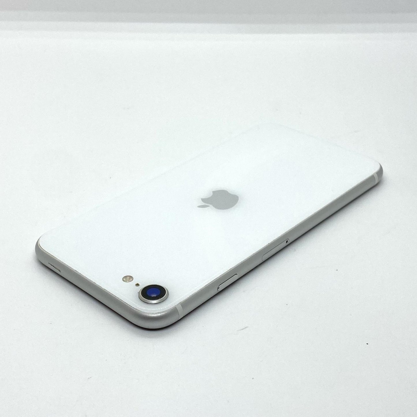 【最速発送】Apple iPhone iPhone SE（第2世代） ホワイト SIMフリー【難有】 78%