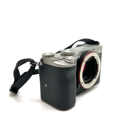 【全額返金保証】【最速発送】Sony デジタル一眼 α7C ボディ シルバー 美品 動作確認済