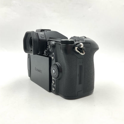 【全額返金保証】【最速発送】Panasonic デジタル一眼 LUMIX ルミックス G9 ボディ ブラック DC-G9-K 動作確認済