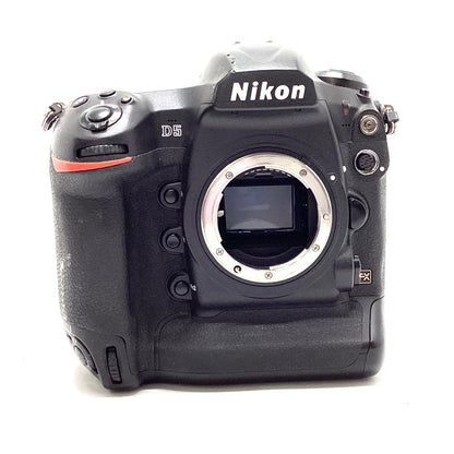 【最速発送】Nikon デジタル一眼 D5 XQD-Type ボディ【難有】