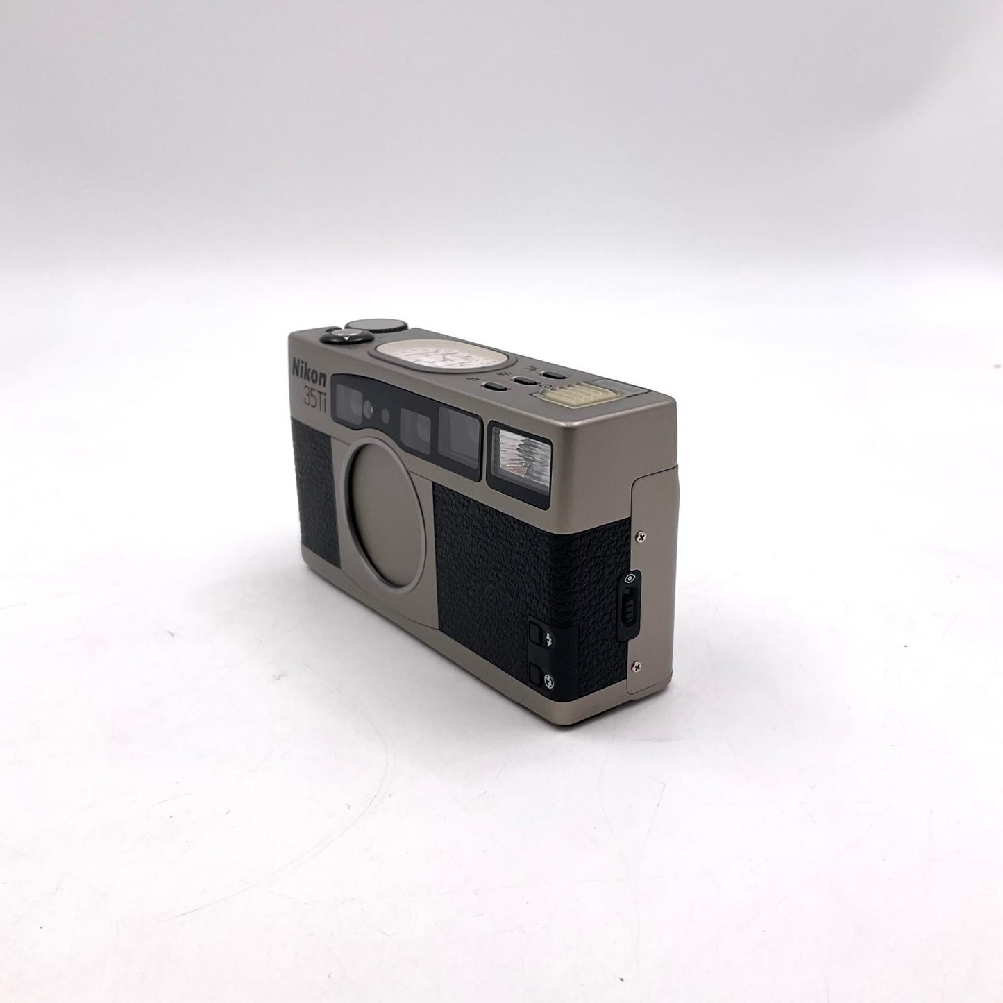 【最速発送】Nikon 35Ti【難有】