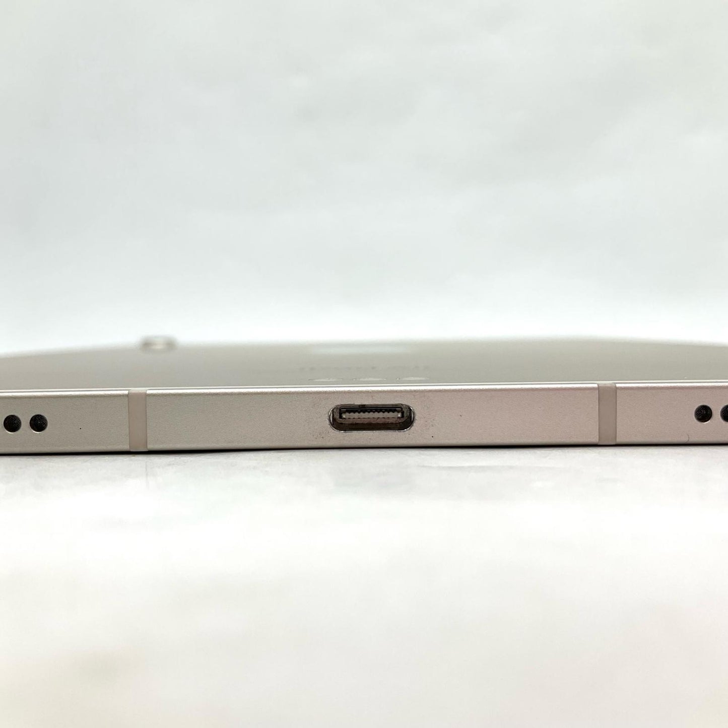 【全額返金保証】【最速発送】Apple iPad Air 第5世代 64GB シルバー WiFi+Cellular Softbank SIMフリー 白ロム 美品 動作確認済