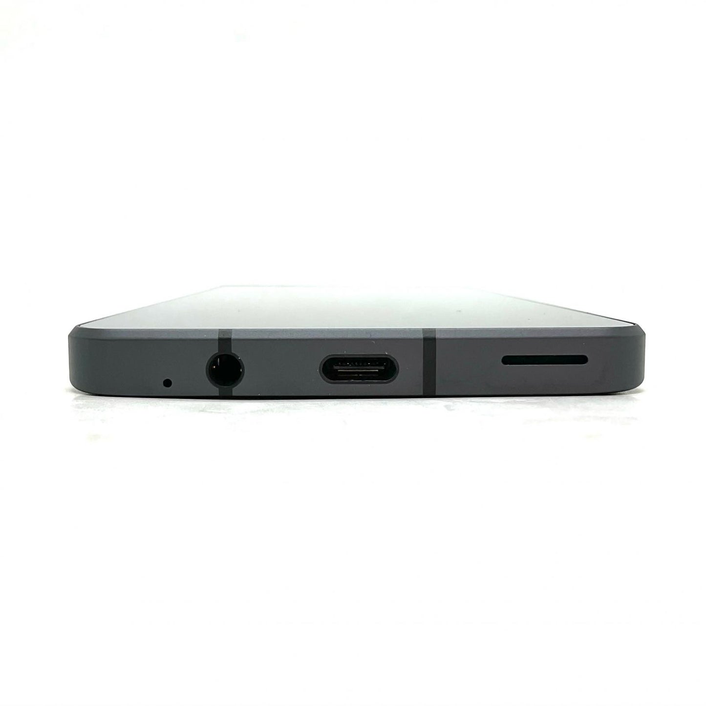 【全額返金保証】【最速発送】SHARP AQUOS sense 7 128GB ブラック mineo SH-M24 白ロム 美品 動作確認済