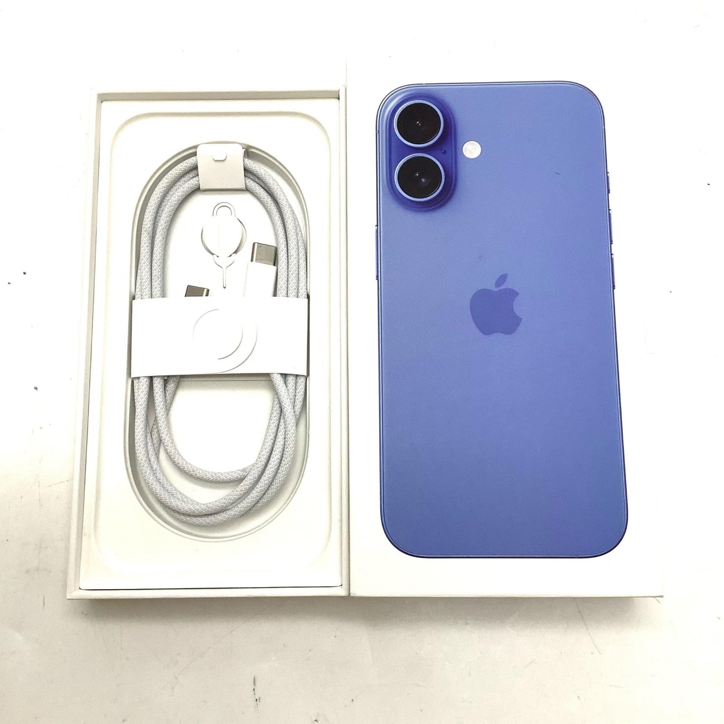 【全額返金保証】【最速発送】Apple iPhone iPhone 16 128GB ウルトラマリン SIMフリー 白ロム 美品 動作確認済 88%