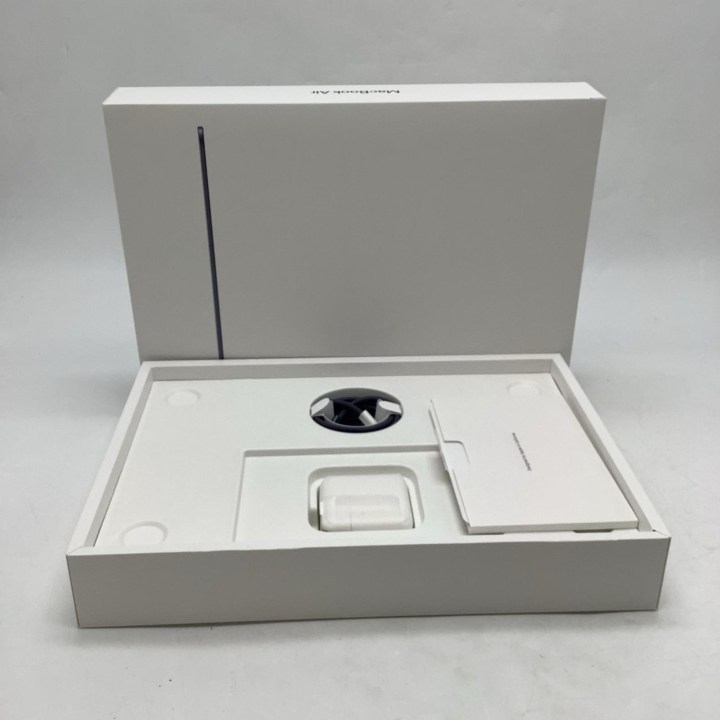 【全額返金保証】【最速発送】Apple MacBook Air 13.6インチ 2022 M2 8コア 16GB 256GB ミッドナイト 87% 美品 動作確認済