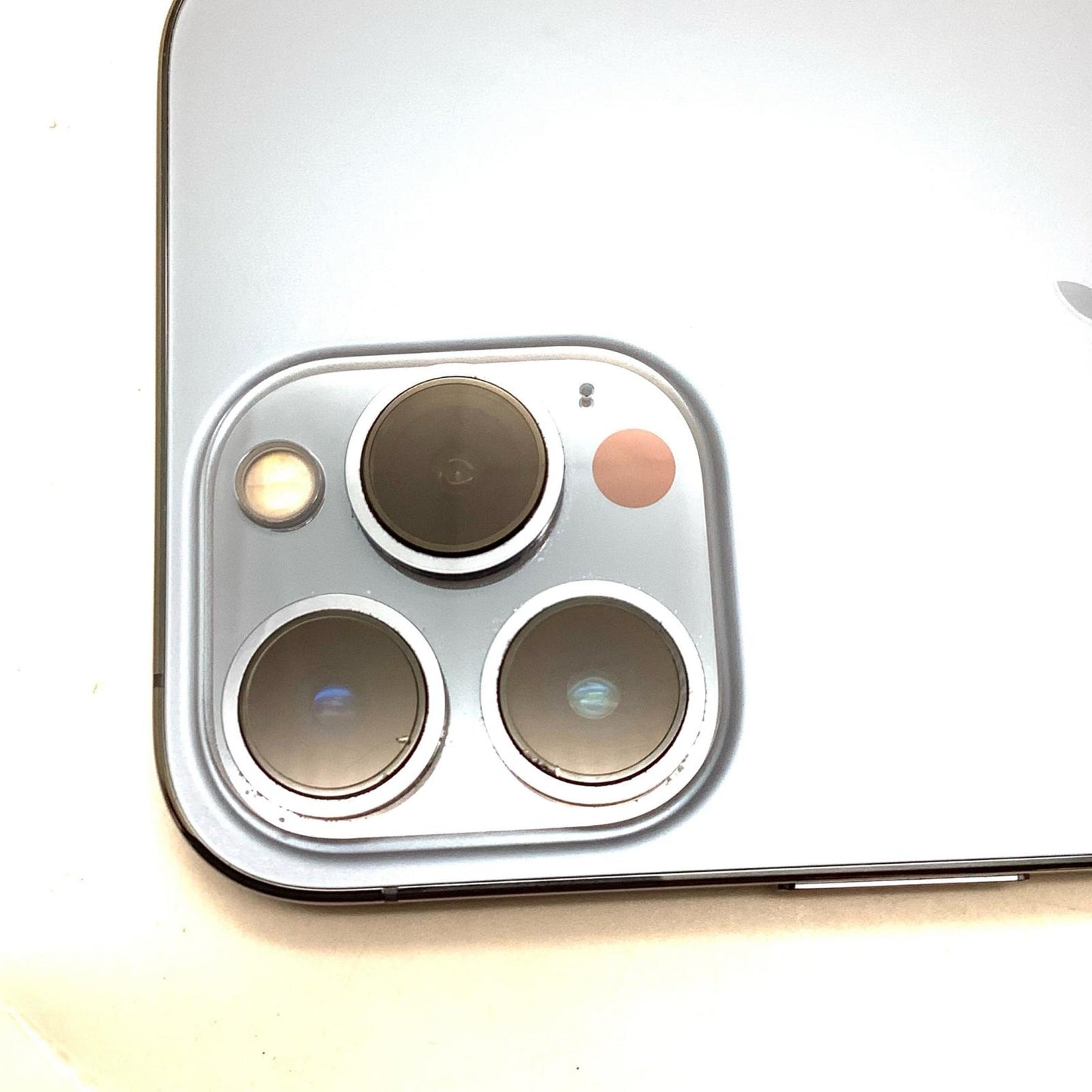 【全額返金保証】【最速発送】Apple iPhone iPhone 13 Pro Max 128GB シエラブルー au 動作確認済 84%