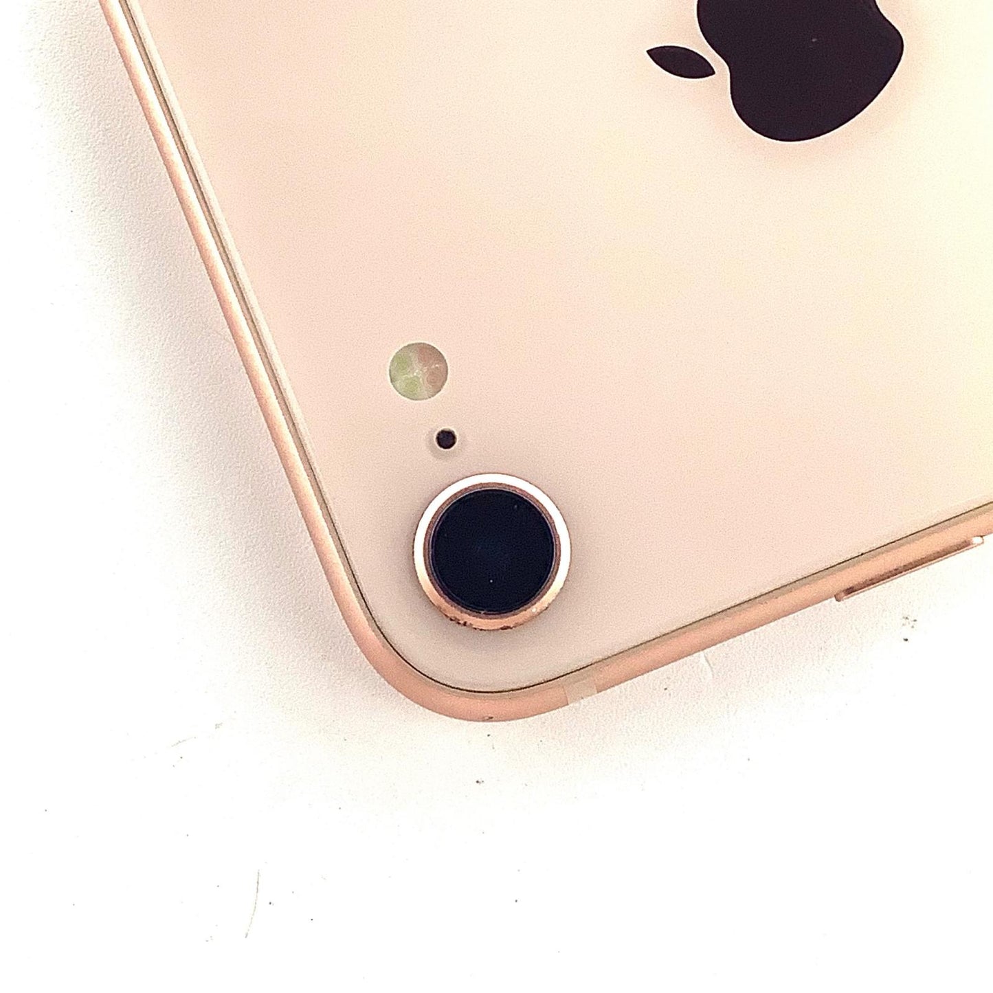 【最速発送】Apple iPhone iPhone 8 256GB ゴールド Softbank 白ロム【難有】 65%