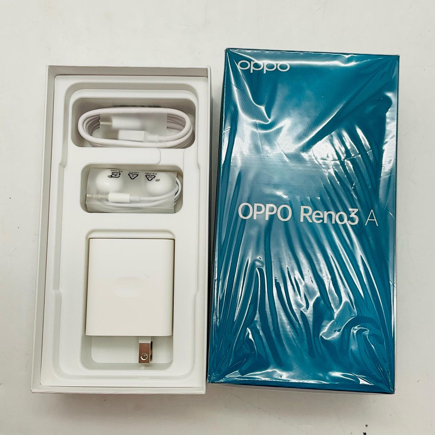 【全額返金保証】【最速発送】OPPO Reno 3A 128GB ホワイト 楽天モバイル CPH2013 白ロム 美品 動作確認済