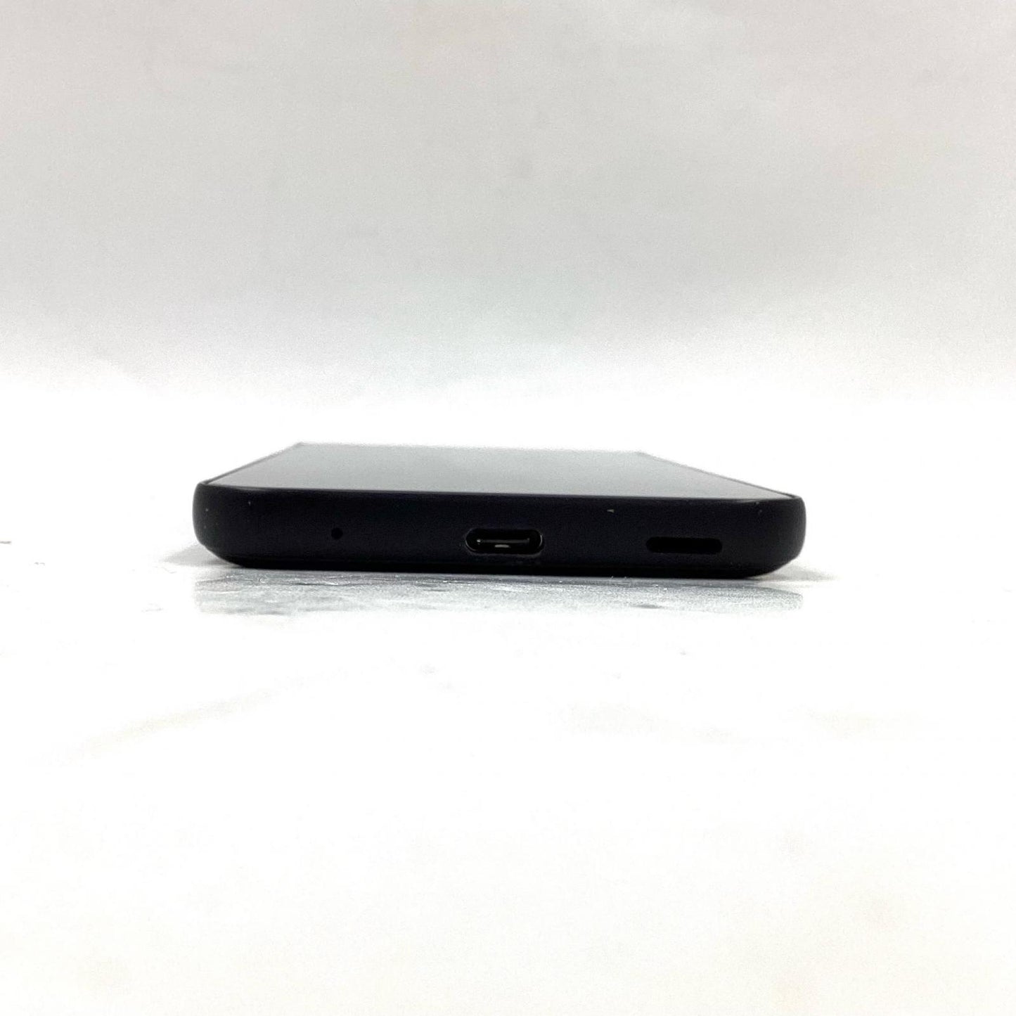 【全額返金保証】【最速発送】富士通 arrows We 64GB ブラック au FCG01 白ロム 美品 動作確認済