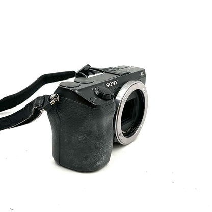 【全額返金保証】【最速発送】Sony デジタル一眼 α NEX-7 ボディ ブラック 動作確認済