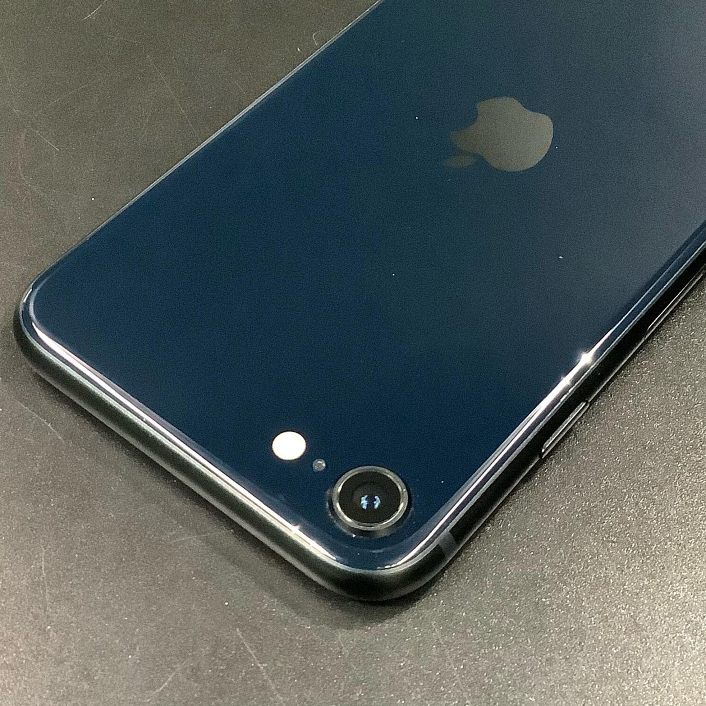 【全額返金保証】【最速発送】Apple iPhone iPhone SE（第3世代） 256GB ミッドナイト SIMフリー 白ロム 動作確認済 79%