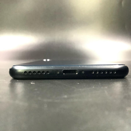 【全額返金保証】【最速発送】Apple iPhone iPhone SE（第3世代） 256GB ミッドナイト SIMフリー 白ロム 動作確認済 79%