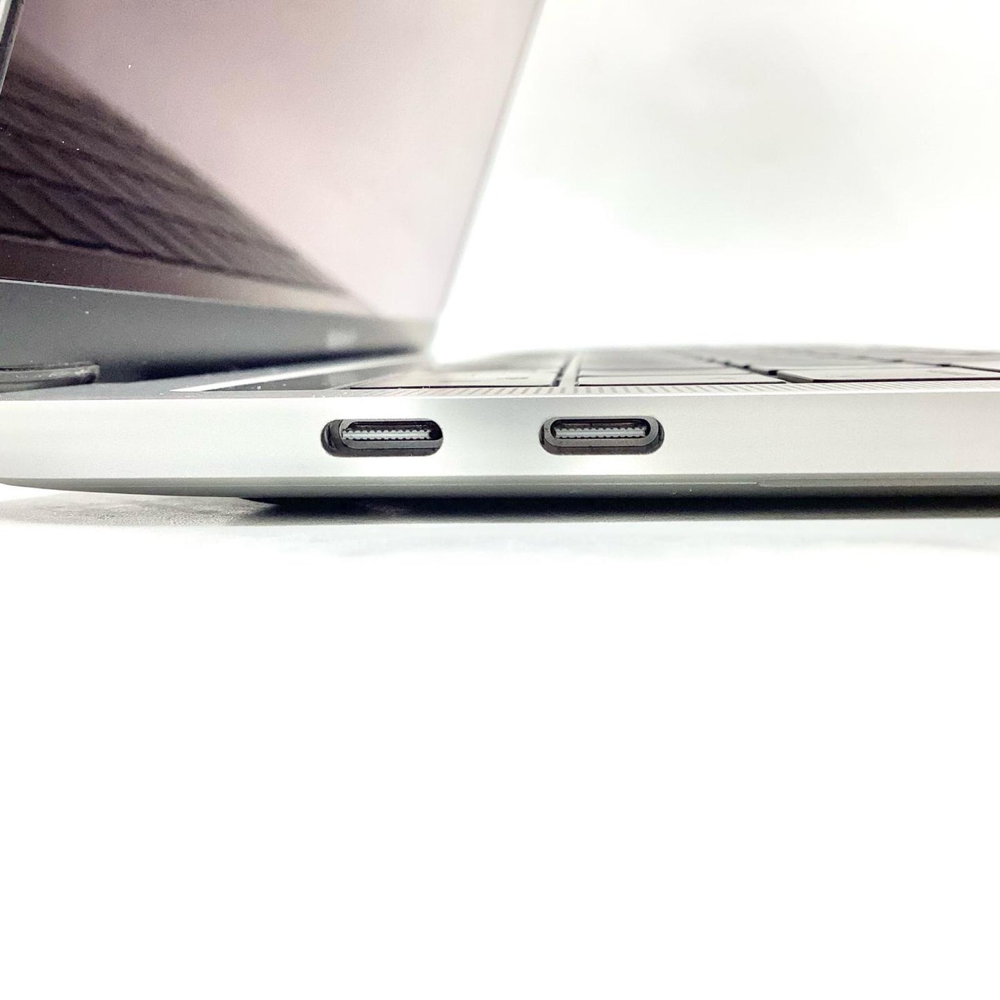 【全額返金保証】【最速発送】Apple MacBook Pro 13インチ 2016 3.3GHz デュアルコア Intel Core i7 16GB 1TB シルバー 美品 動作確認済