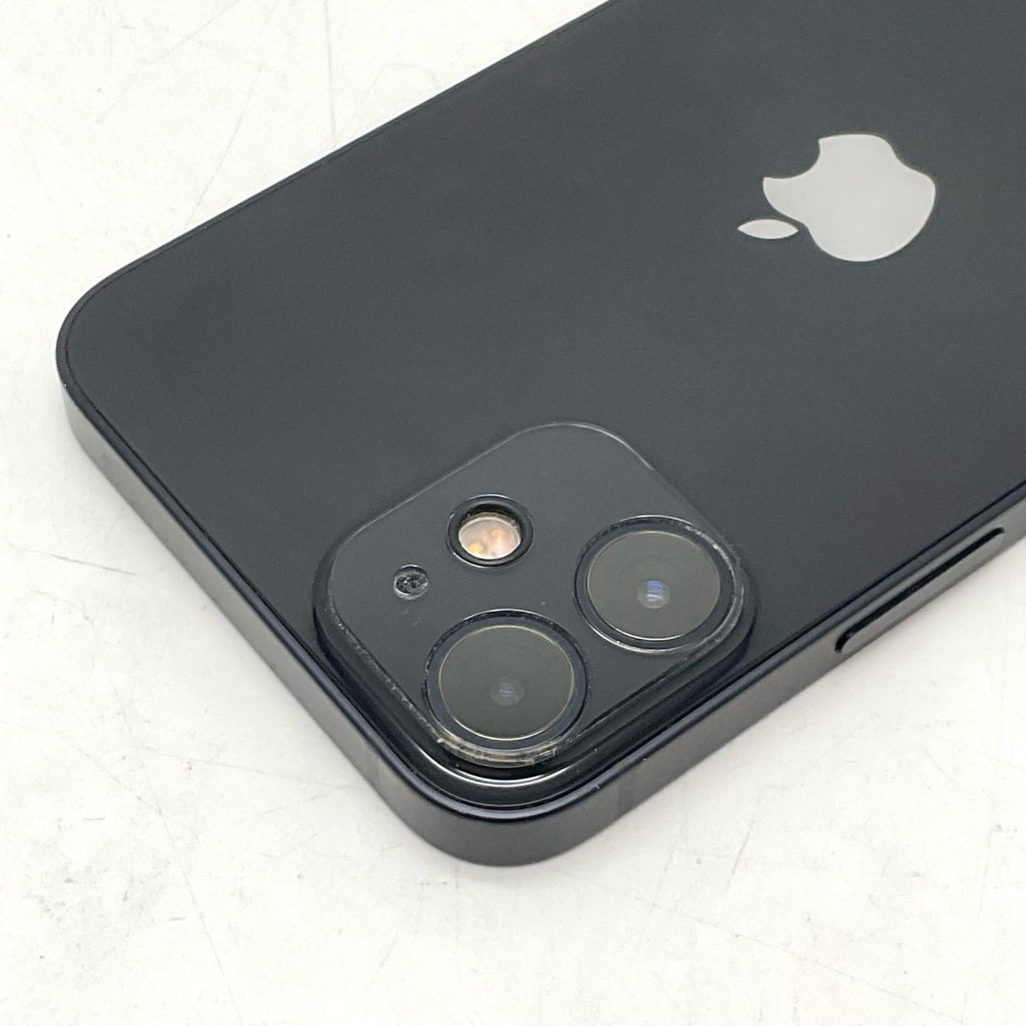 【全額返金保証】【最速発送】Apple iPhone iPhone 12 mini 64GB ブラック au 白ロム 動作確認済 76%