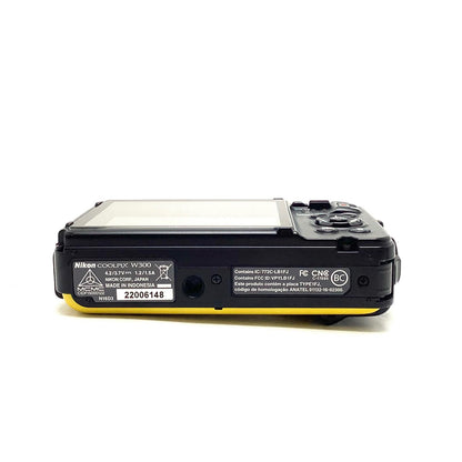 【全額返金保証】【最速発送】Nikon コンパクトデジタルカメラ COOLPIX W300 [イエロー] 美品 動作確認済