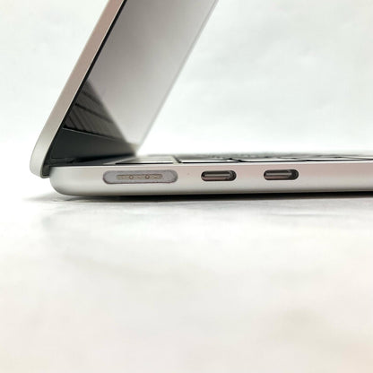 【全額返金保証】【最速発送】Apple MacBook Air 13.6インチ 2022 M2 8core 8GB 256GB シルバー 98% 美品 動作確認済