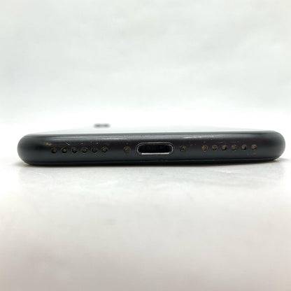 【全額返金保証】【最速発送】Apple iPhone iPhone SE（第2世代） 256GB ブラック docomo 白ロム 動作確認済 73%