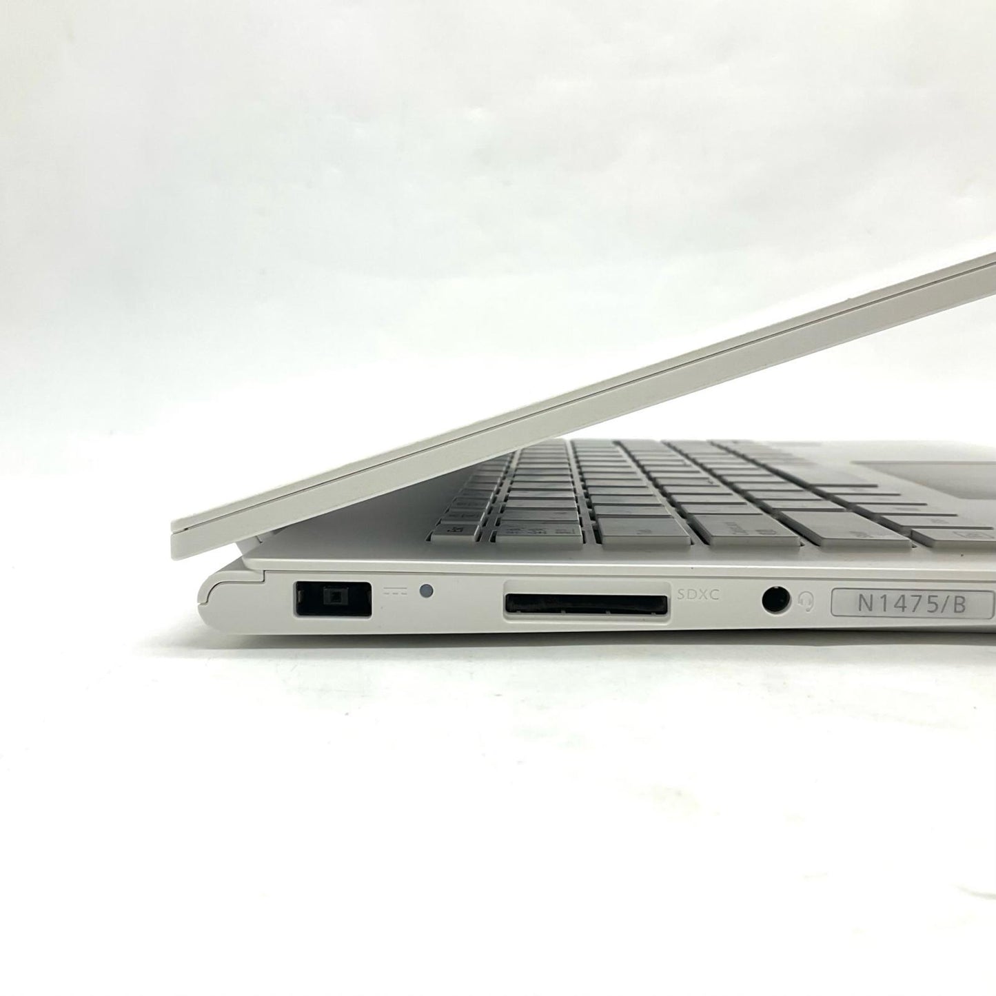 【最速発送】NEC LAVIE PC-N1475BAW Intel Core i7 1165G7 2.80GHz 8GB M.2 SSD 512GB 78.2%【難有】