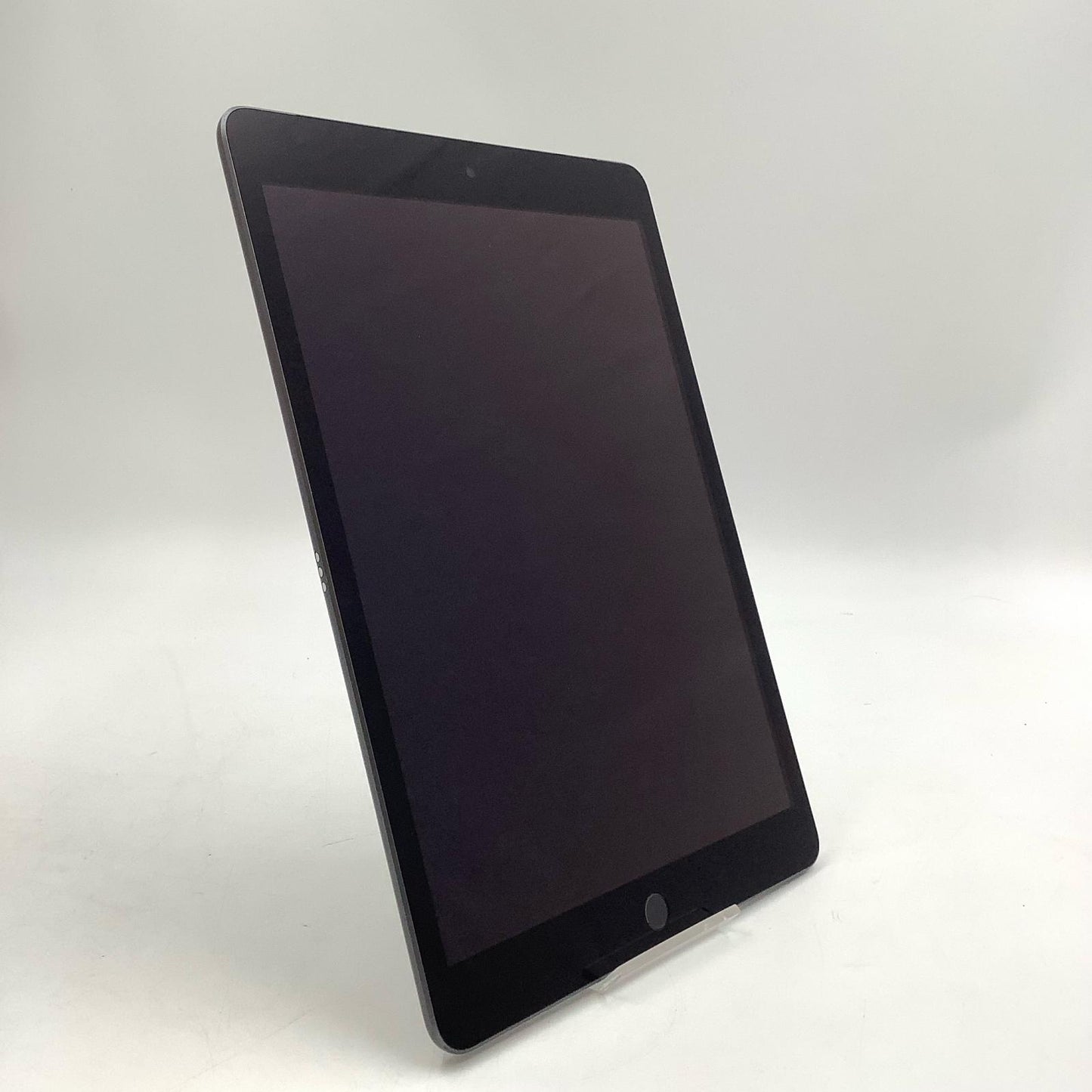【全額返金保証】【最速発送】Apple iPad iPad 10.2インチ 第9世代 64GB スペースグレイ WiFi+Cellular au 白ロム 美品 動作確認済