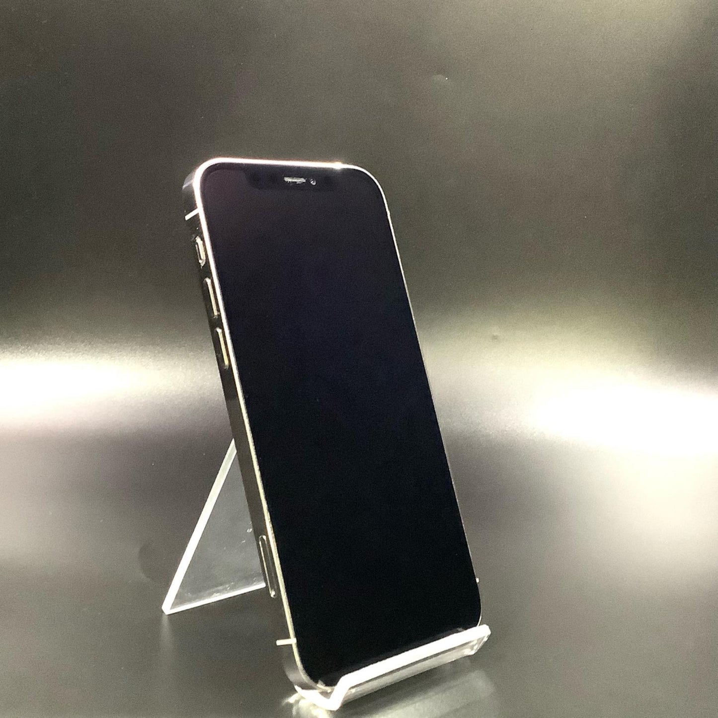 【全額返金保証】【最速発送】Apple iPhone iPhone 12 Pro 128GB シルバー docomo 白ロム 動作確認済 72%