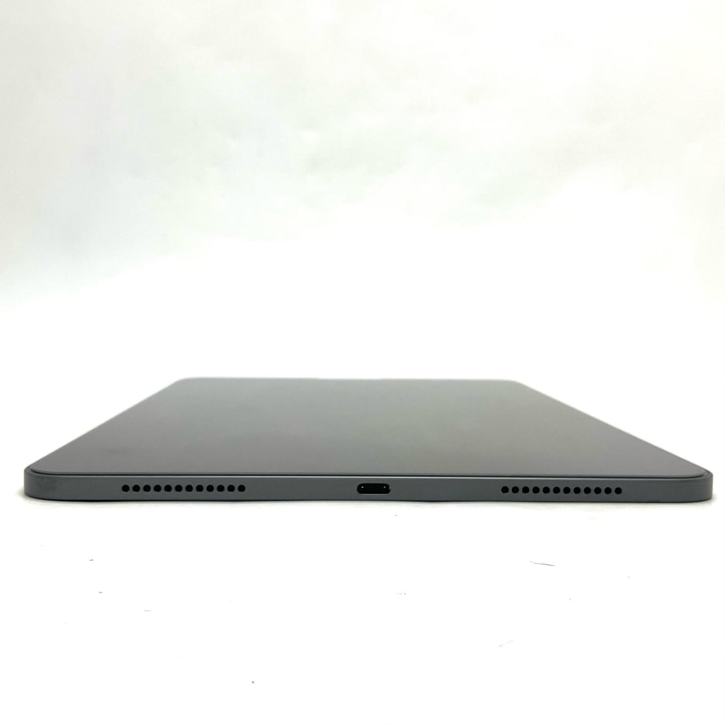 【全額返金保証】【最速発送】Apple iPad Air 10.9インチ 第5世代 64GB スペースグレイ Wi-Fi 美品 動作確認済
